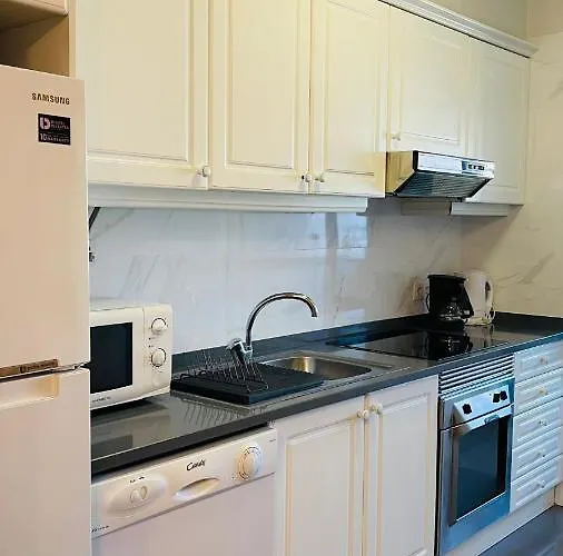 Anadia Chic Φουνκάλ